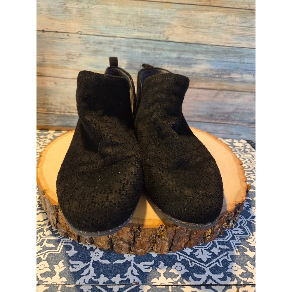 Dr Scholls‎ Black Perforated Suede Ankle Booties Women's Size 10 - Picture 2 of 6
